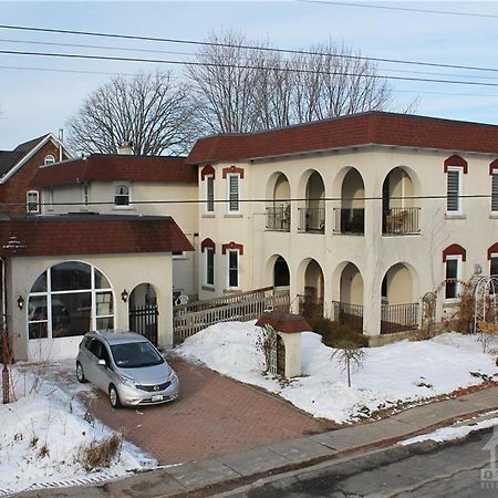 Inn By The Park Морисбърг Екстериор снимка